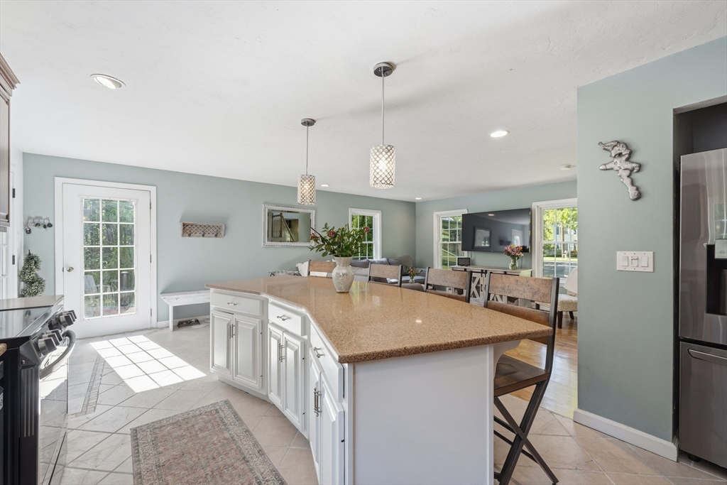 97 Apple Road Brimfield, MA 01010 - Photo 10 of 40