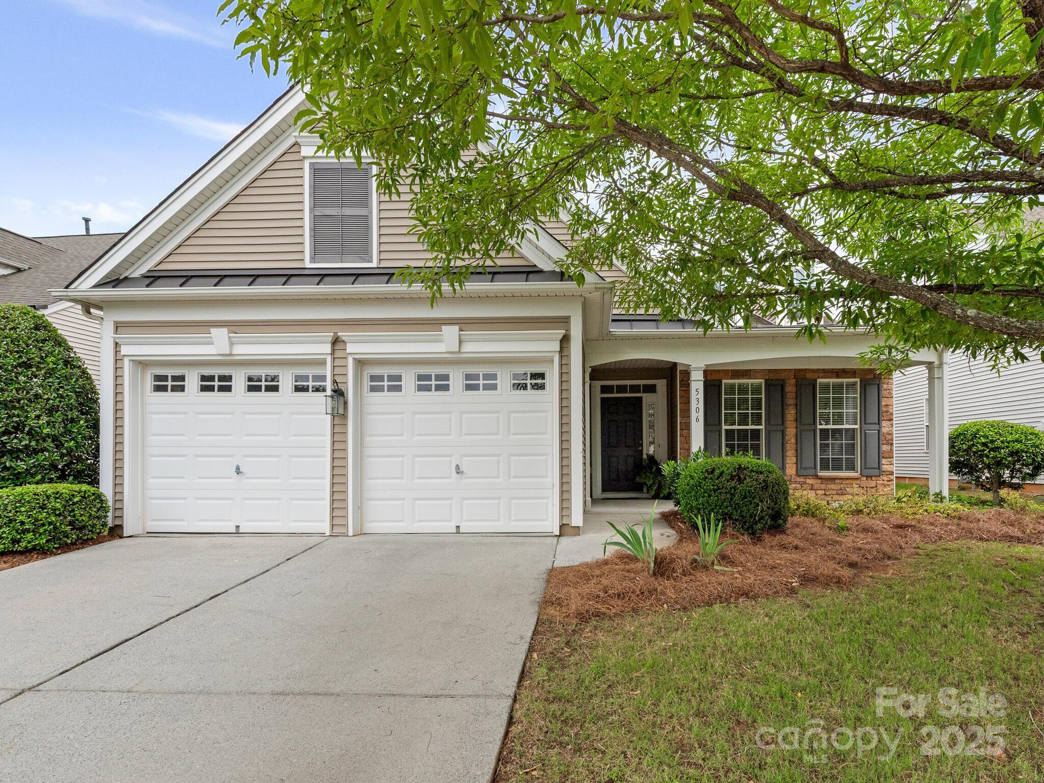 5306 Ridge Path Lane Charlotte, NC 28269 - Photo 1 of 21 Gallery Image 1