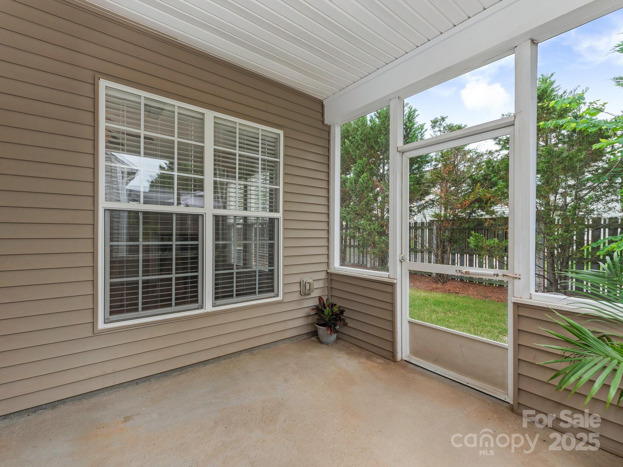 5306 Ridge Path Lane Charlotte, NC 28269 - Photo 18 of 21 Gallery Image 18