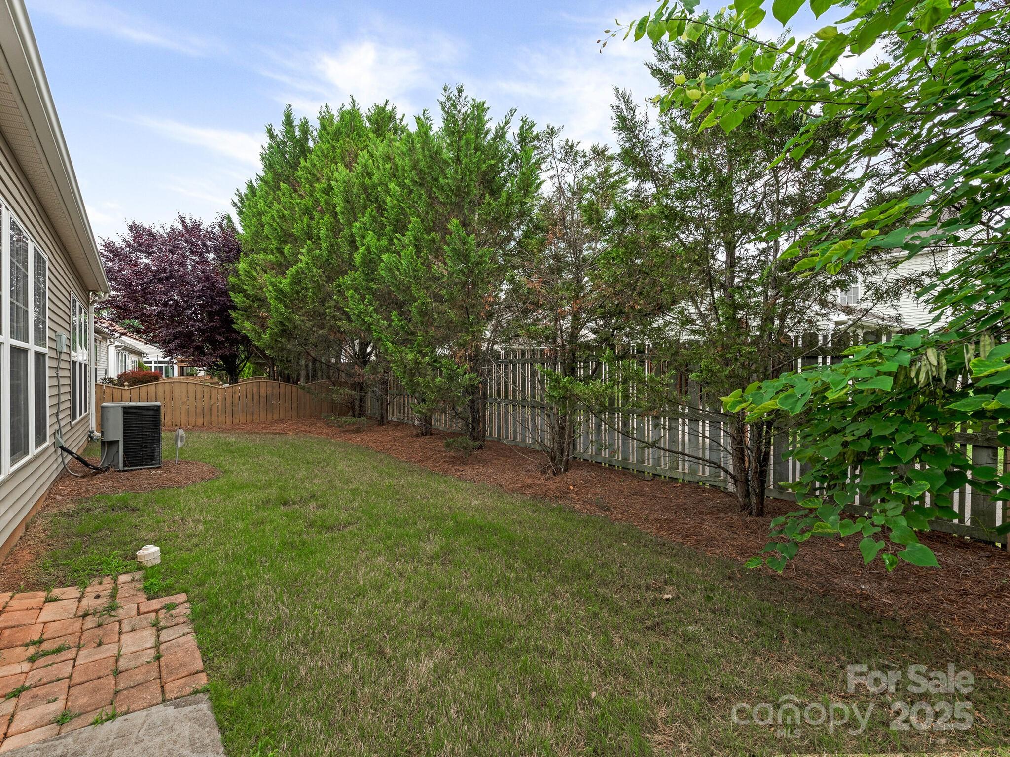 5306 Ridge Path Lane Charlotte, NC 28269 - Photo 19 of 21 Gallery Image 19