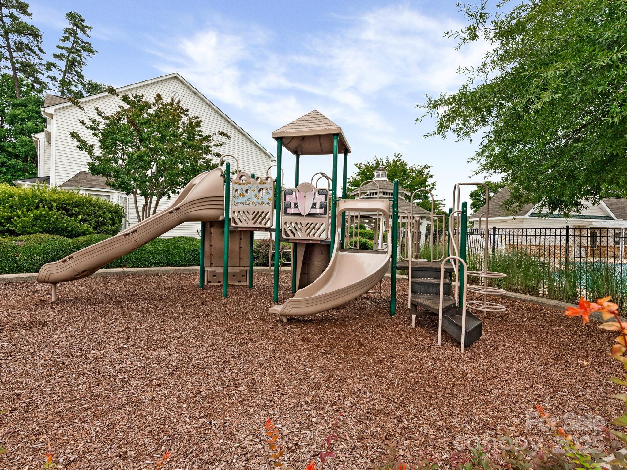 5306 Ridge Path Lane Charlotte, NC 28269 - Photo 21 of 21 Gallery Image 21