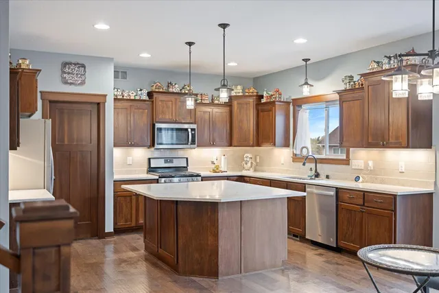 $540,000 | 1201 Bishop Circle, Watertown, MN 55388