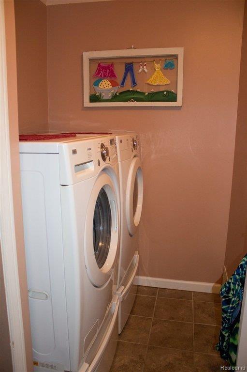 16949 22 Mile Road Macomb, MI 48044 - Photo 15 of 25 1st Floor Laundry.jpg