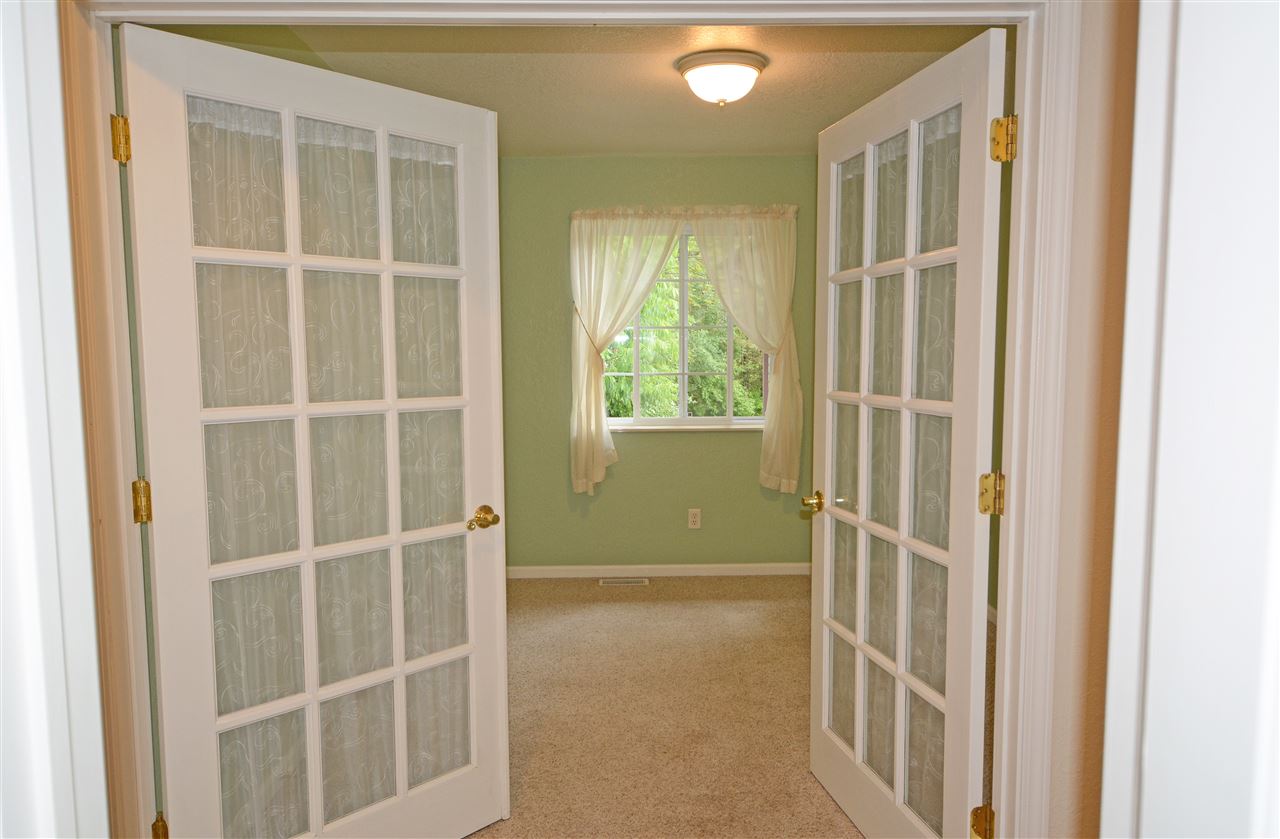 10421 Riverside Drive Honor, MI 49640 - Photo 22 of 29 1863825-21.JPG