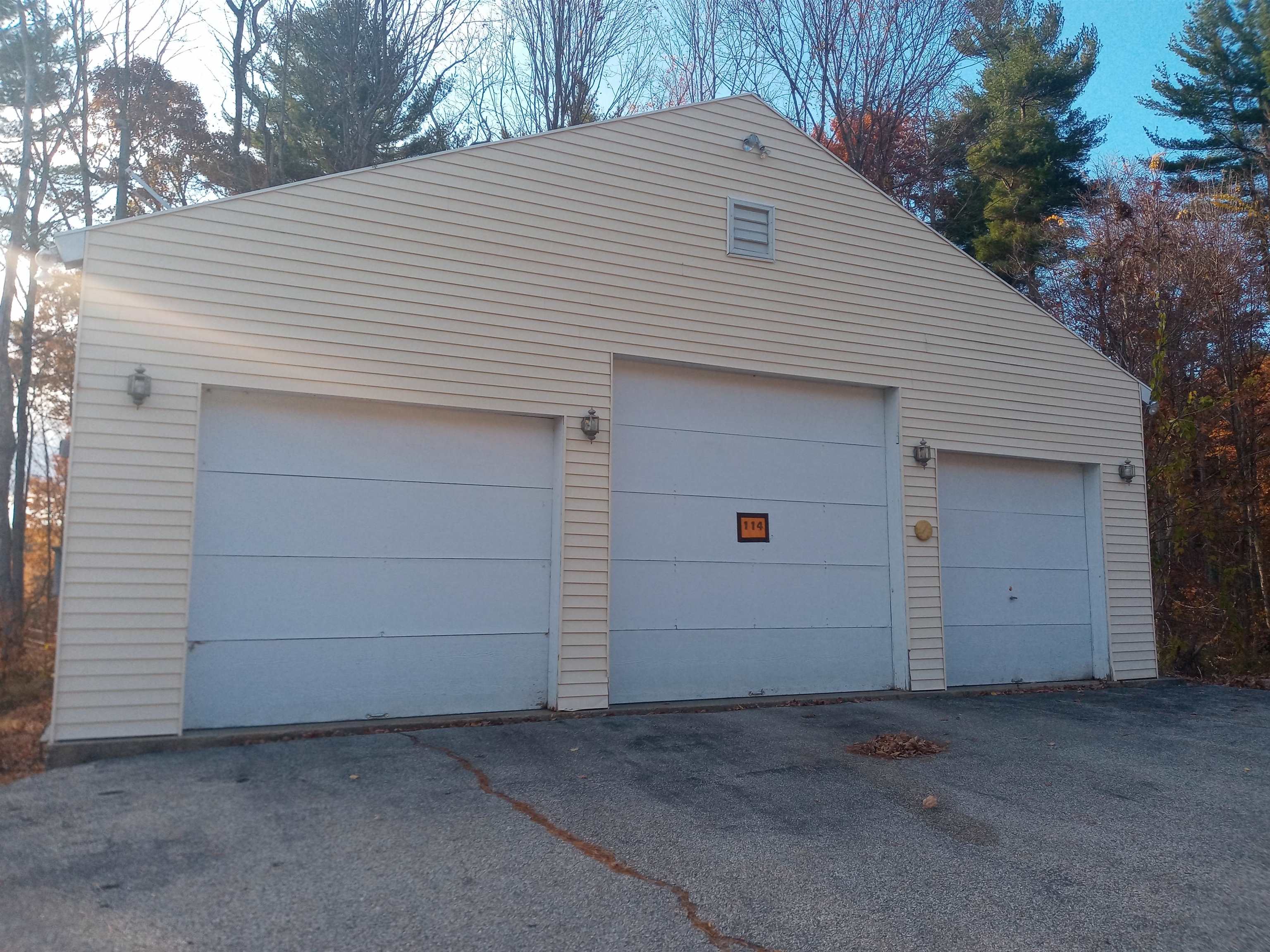 114 Wason Road Hudson, NH 03051 - Photo 1 of 16 Gallery Image 1