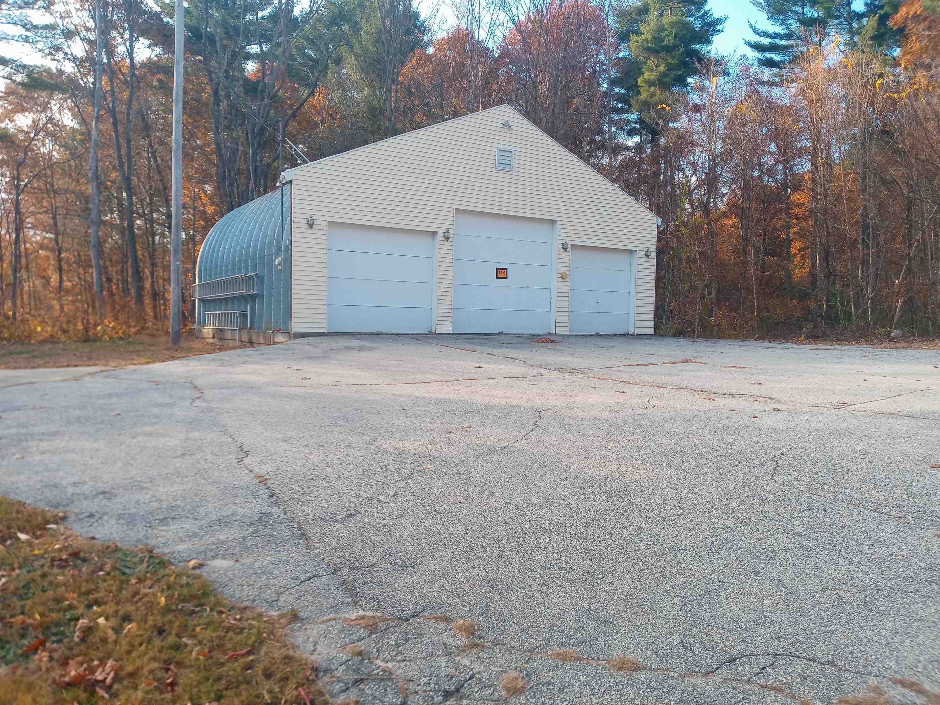 114 Wason Road Hudson, NH 03051 - Photo 6 of 16 Gallery Image 6