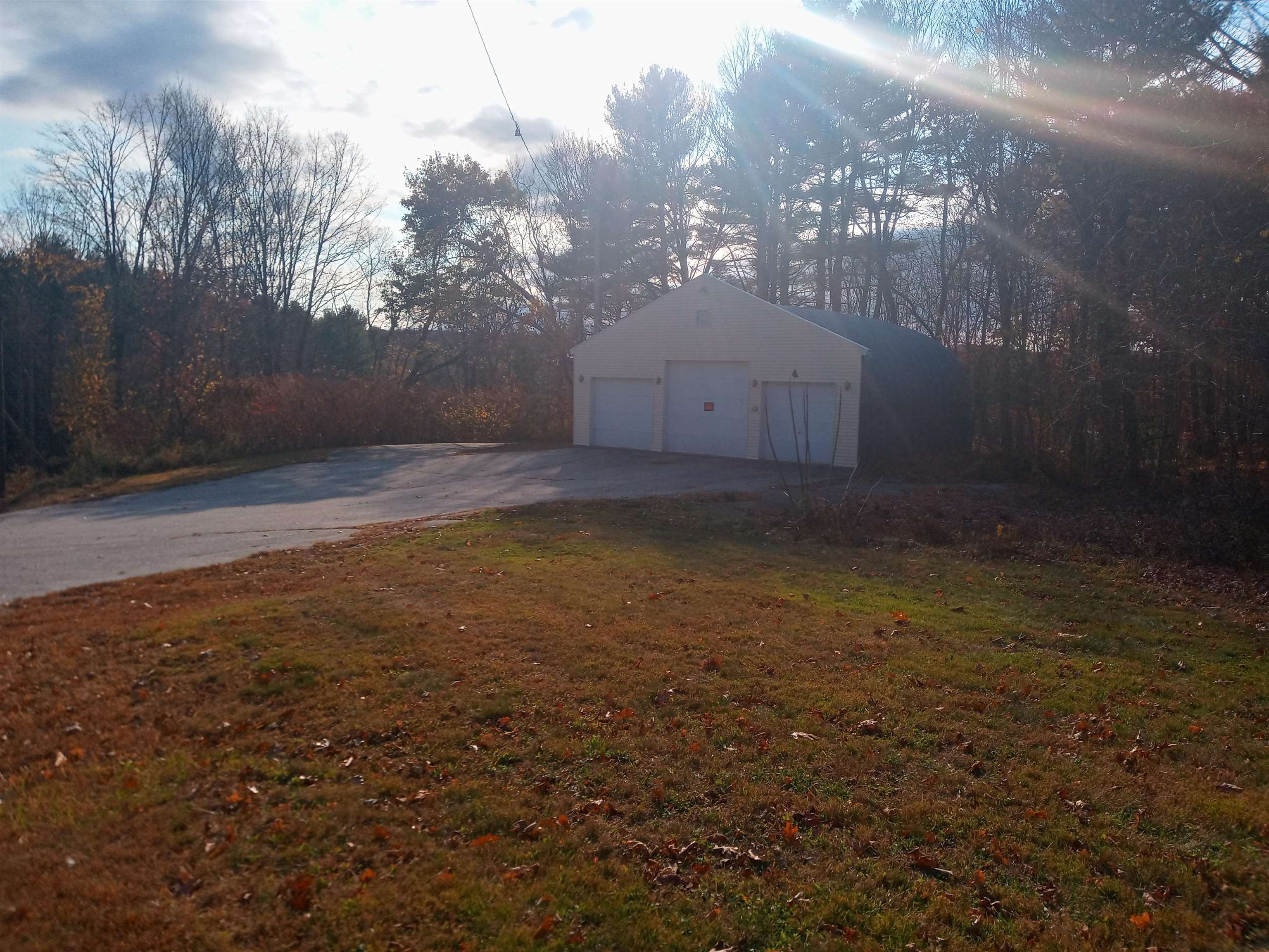 114 Wason Road Hudson, NH 03051 - Photo 9 of 16 Gallery Image 9