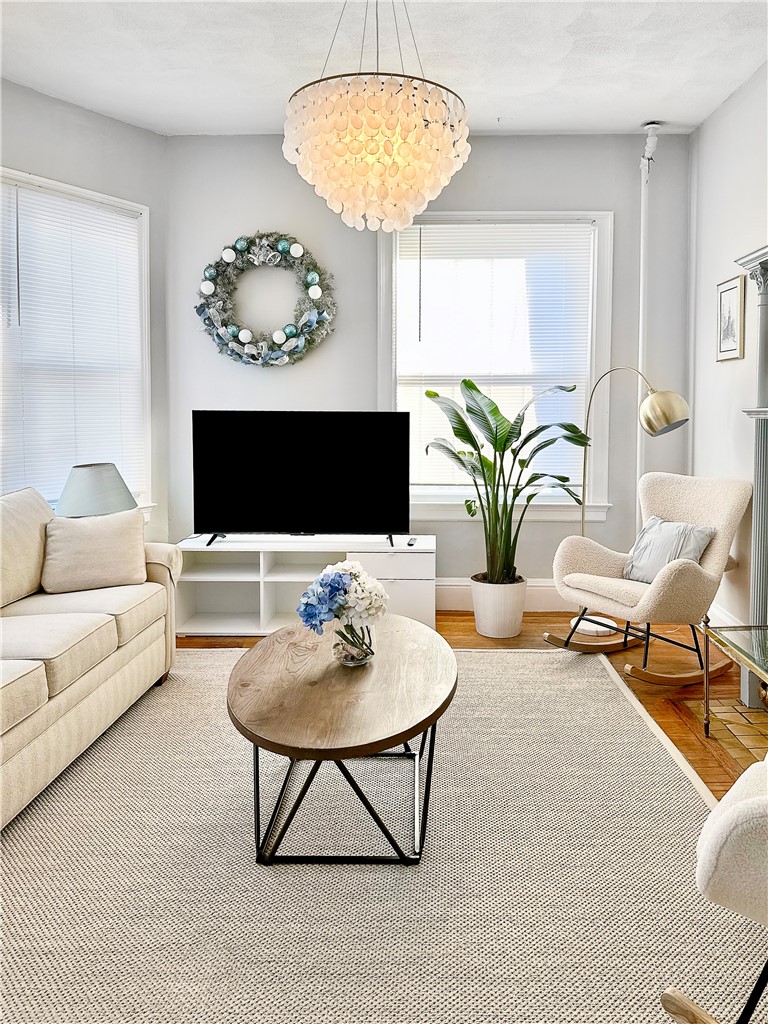 18 Adelphi Avenue Providence, RI 02906 - Photo 17 of 42 Unit 2