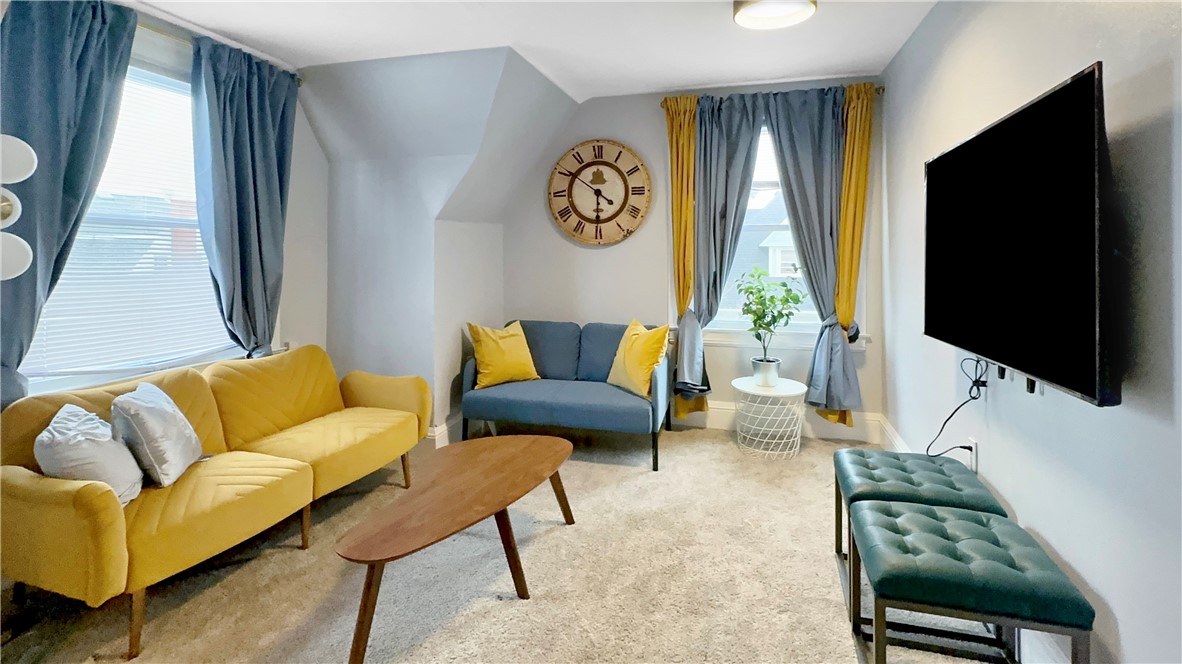 18 Adelphi Avenue Providence, RI 02906 - Photo 32 of 42 Unit 3