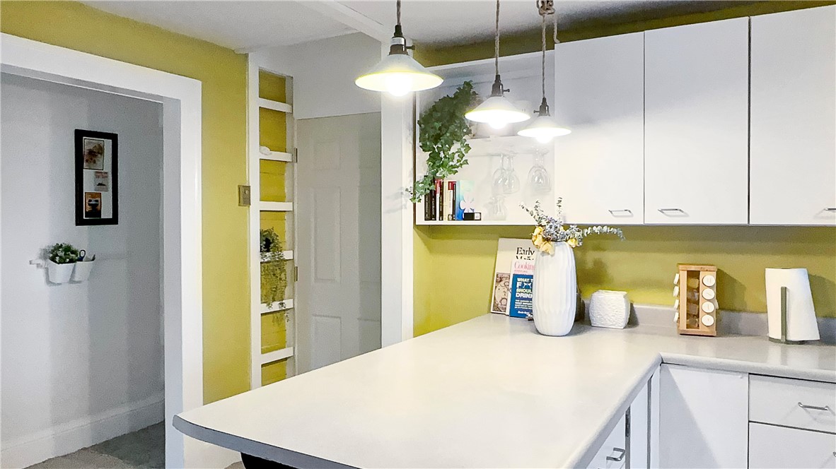 18 Adelphi Avenue Providence, RI 02906 - Photo 33 of 42 Unit 3