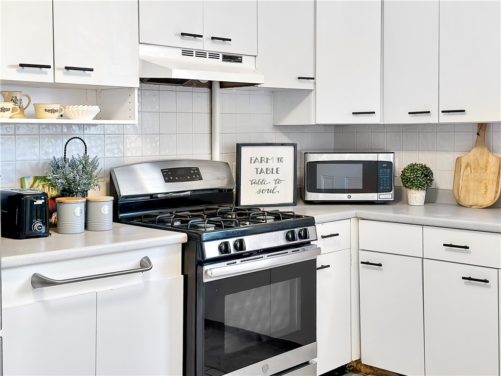 18 Adelphi Avenue Providence, RI 02906 - Photo 6 of 42 Unit 1