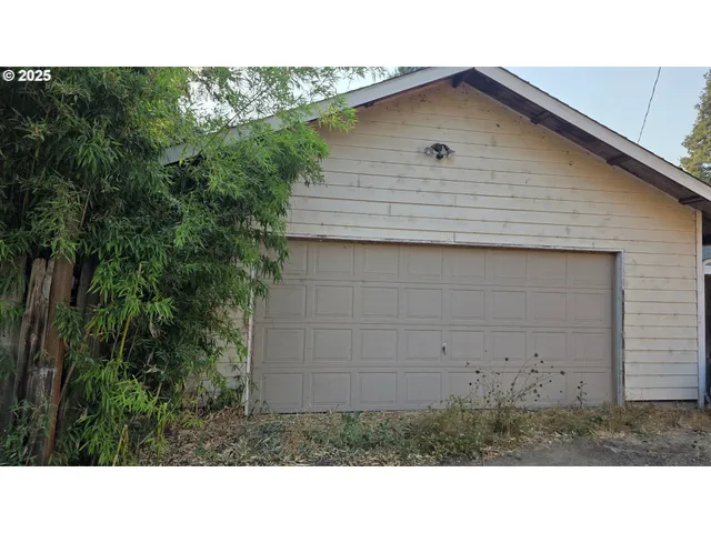 $200,000 | 1130 Polk Alley, Eugene, OR 97402
