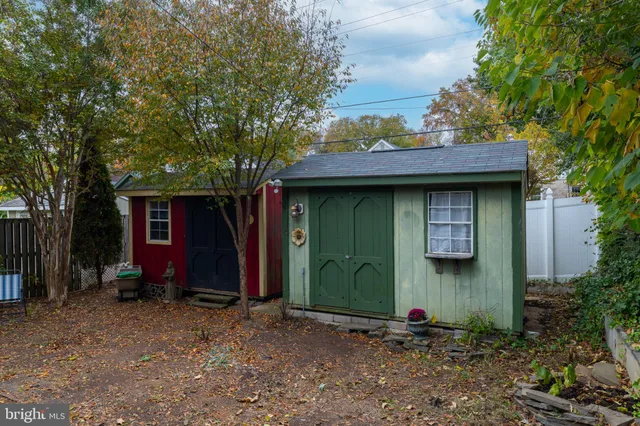 $525,000 | 1424 Littlepage Street, Fredericksburg, VA 22401