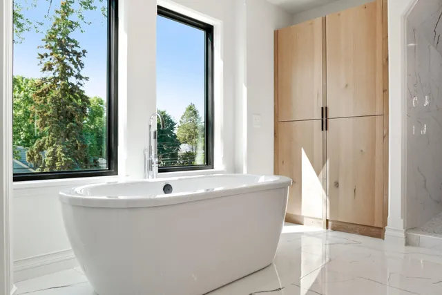 $2,900,000 | 2800 Casco Point Road, Orono, MN 55391