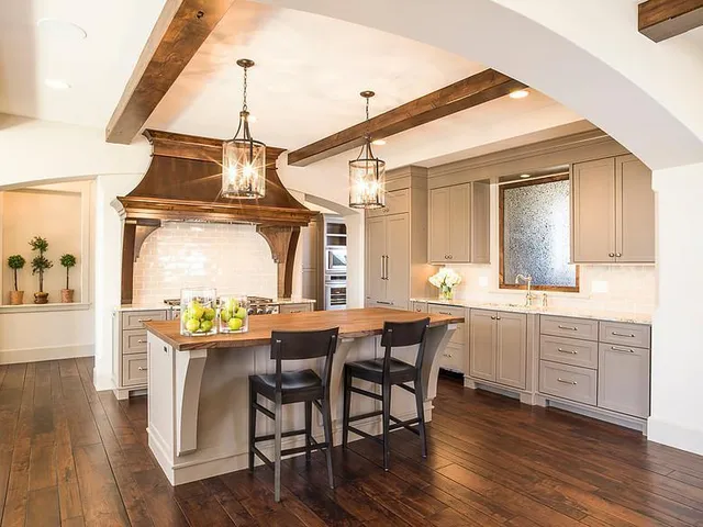 $2,900,000 | 2800 Casco Point Road, Orono, MN 55391