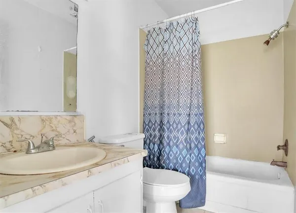 $239,000 | 713 Bradley Street, Lake Charles, LA 70607