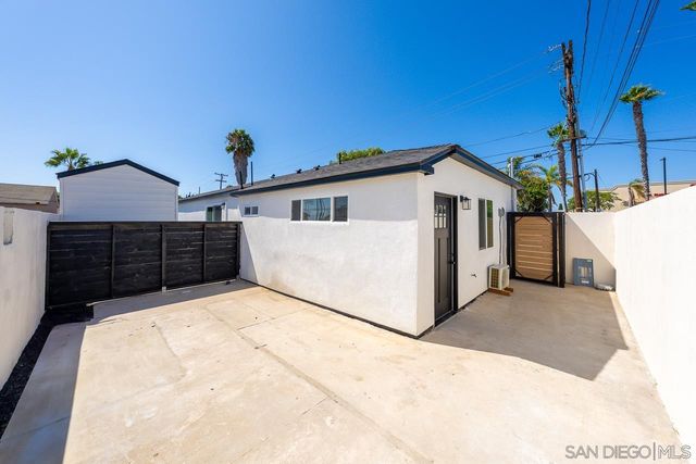 $1,100,000 | 622 I Street, Chula Vista, CA 91910