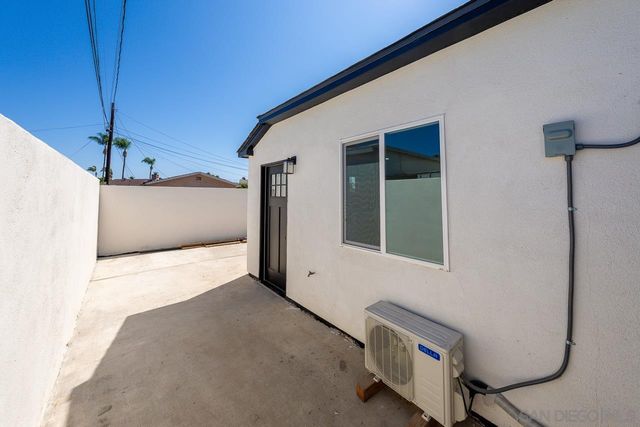 $1,100,000 | 622 I Street, Chula Vista, CA 91910