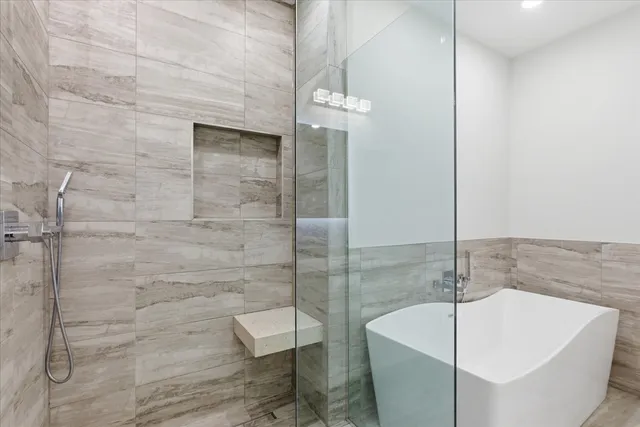 $3,950 | 4101 South Drexel Boulevard, Unit 101, Chicago, IL 60653