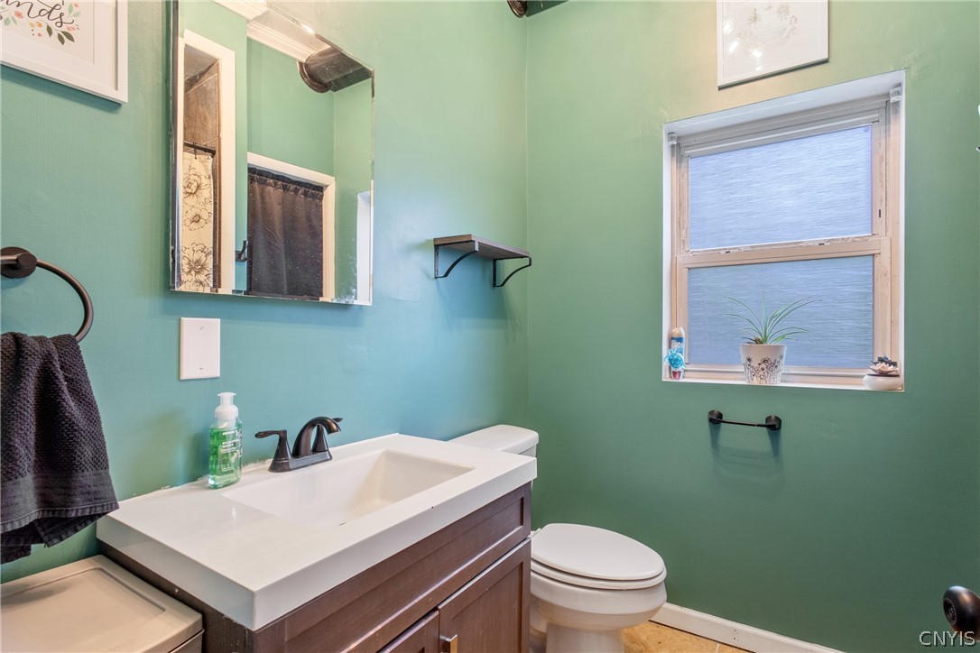 47 Thompson Road Oswego, NY 13126 - Photo 27 of 47 Another full bath