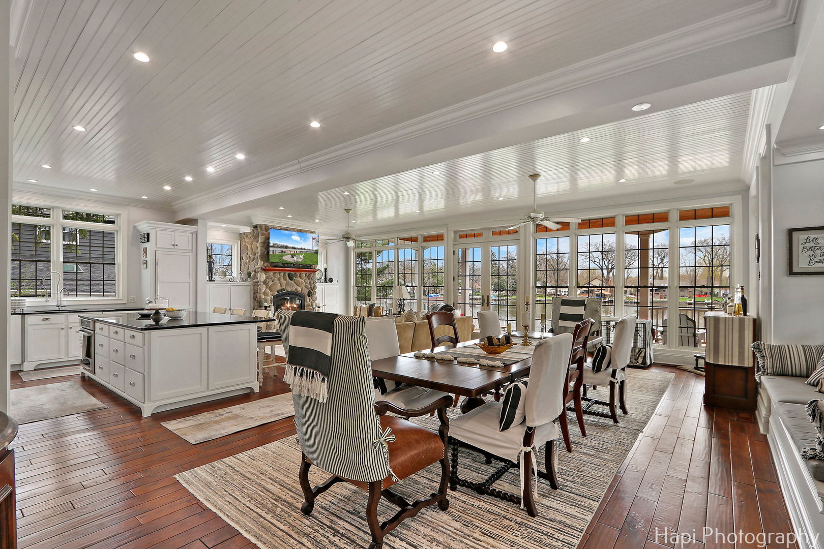 1828 Orchard Beach Road McHenry, IL 60050 - Photo 12 of 80