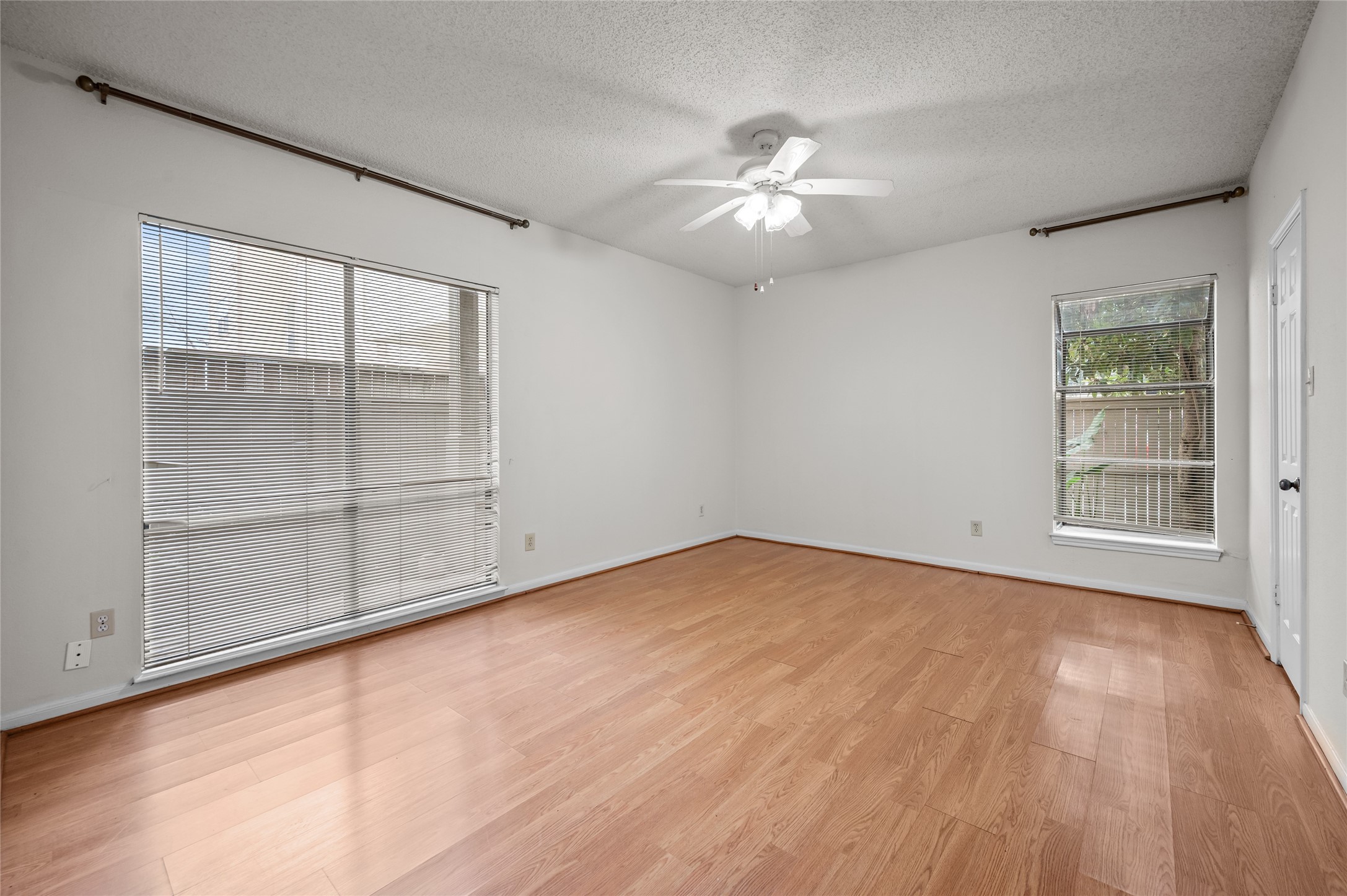 5718 Val Verde Street, Unit 1 Houston, TX 77057 - Photo 12 of 18