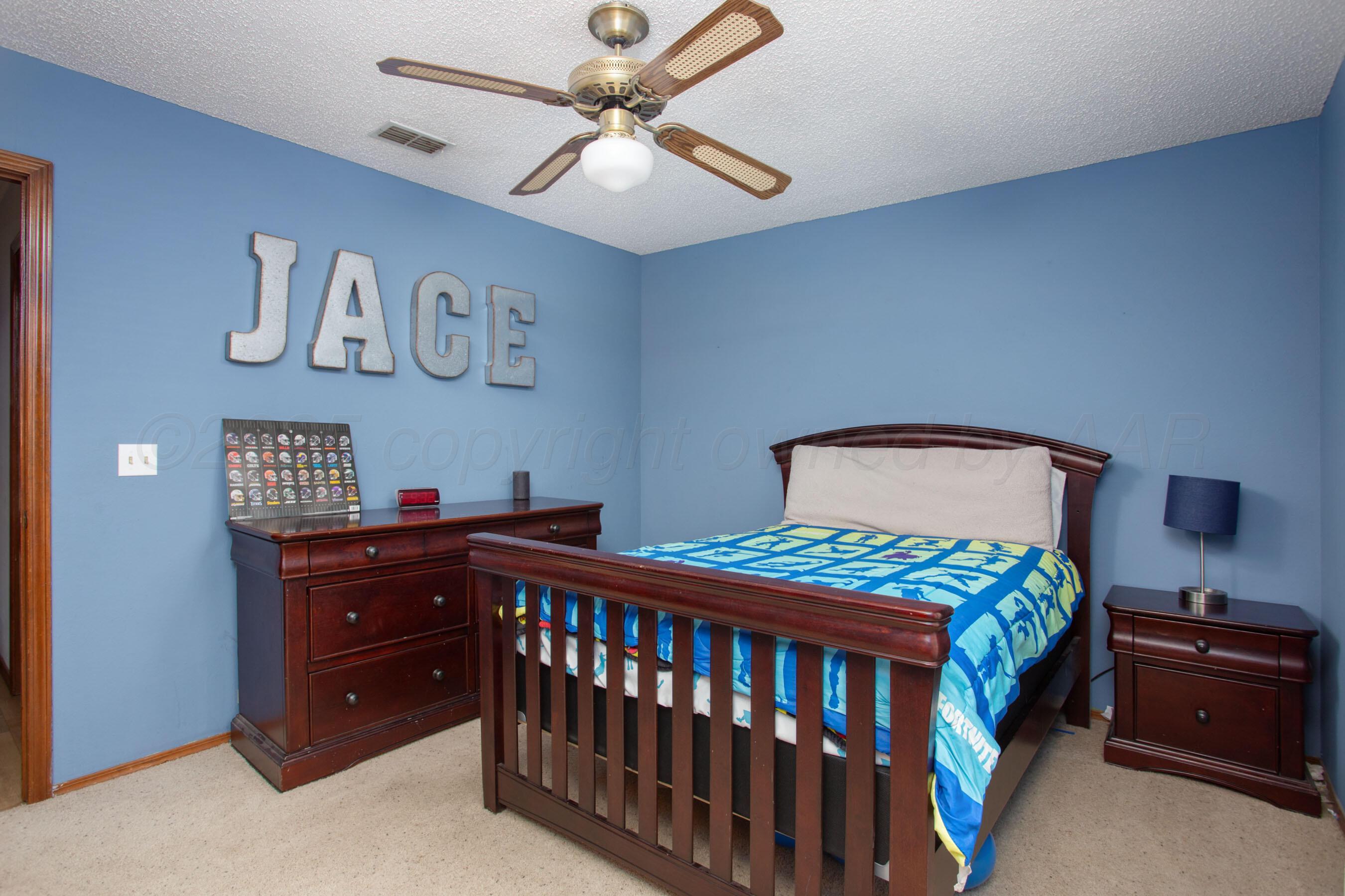 8001 Arbor Street Amarillo, TX 79110 - Photo 24 of 25 Bedroom 3