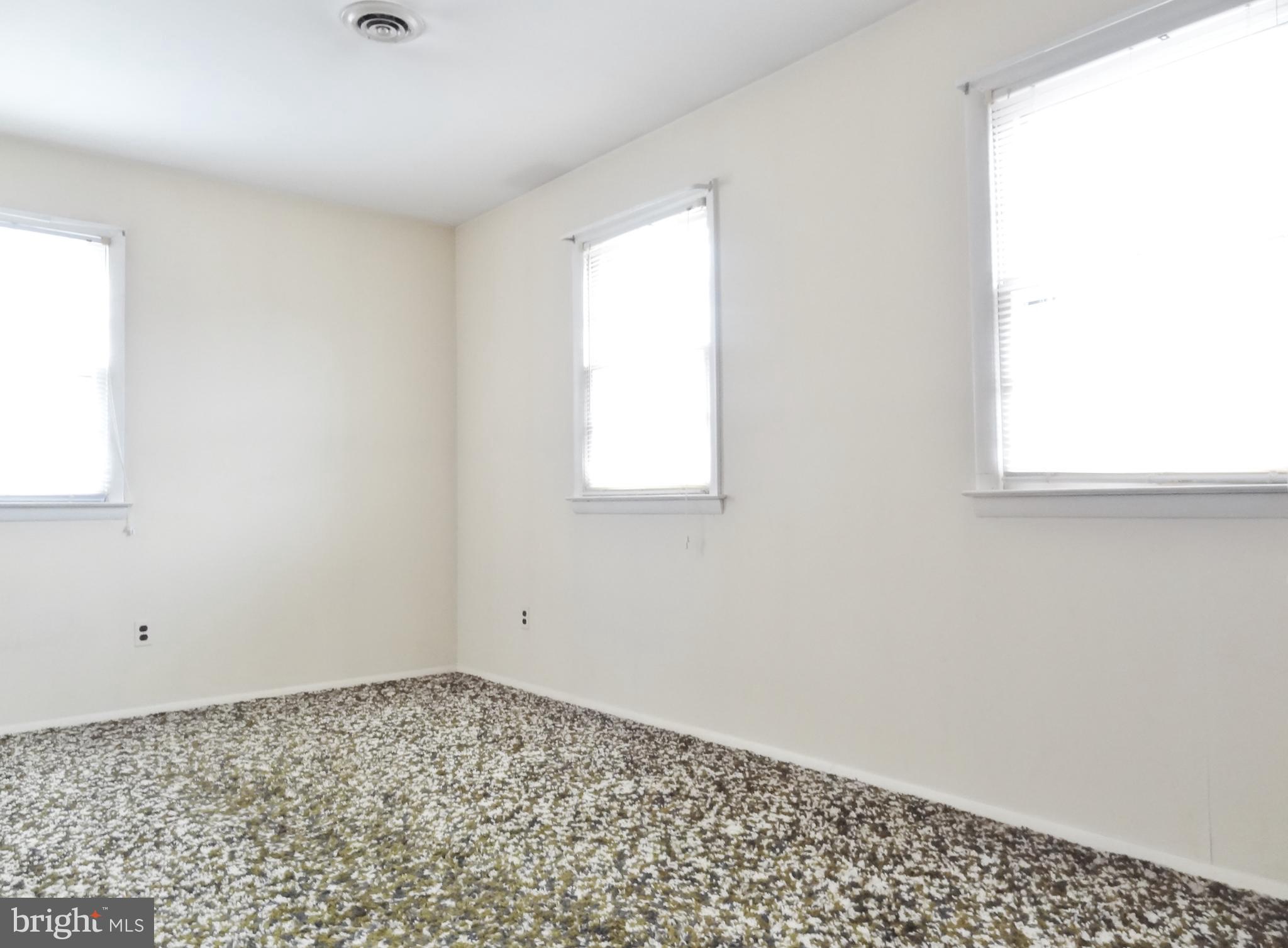 5610 Berwyn Road Berwyn Heights, MD 20740 - Photo 16 of 23 Upper level bedroom