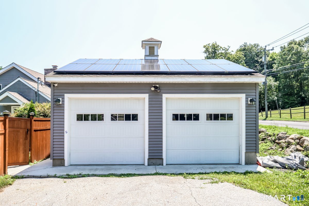 207 Stadley Rough Road Danbury, CT 06811 - Photo 29 of 37