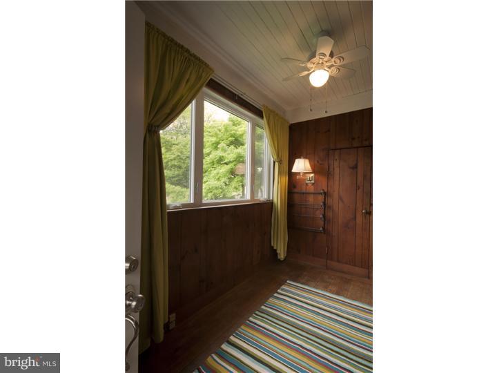 1010 Terrace Road Willow Grove, PA 19090 - Photo 3 of 18 Gallery Image 3