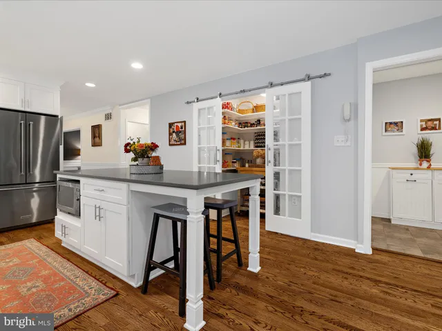 $1,050,000 | 1868 Lynnfield Drive, Annapolis, MD 21401