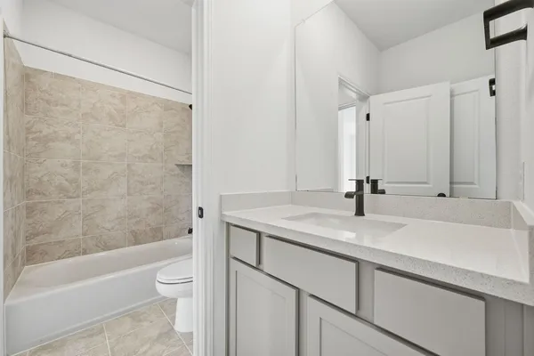 $696,644 | 304 Kristen Oak Drive, Georgetown, TX 78628