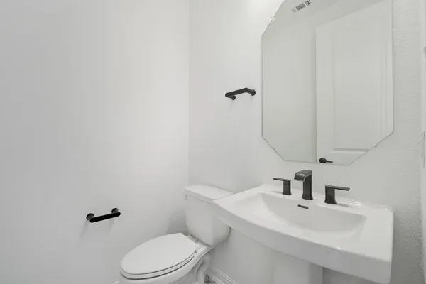 $696,644 | 304 Kristen Oak Drive, Georgetown, TX 78628