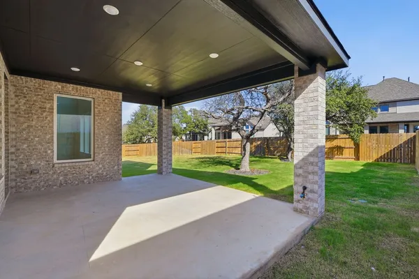 $696,644 | 304 Kristen Oak Drive, Georgetown, TX 78628