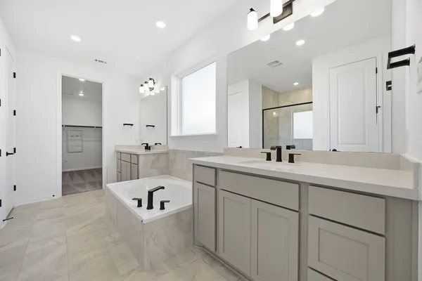 $696,644 | 304 Kristen Oak Drive, Georgetown, TX 78628