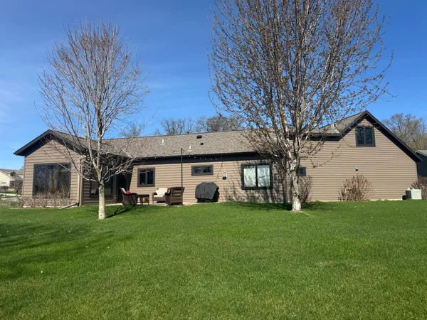 $549,900 | 2122 37th Street South, St. Cloud, MN 56301