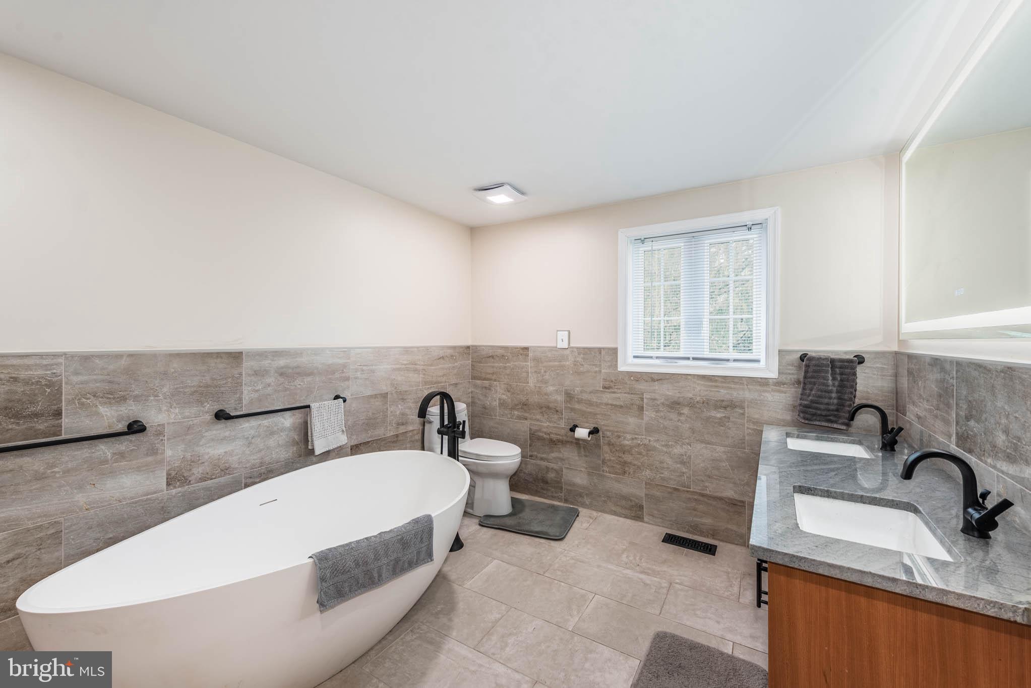 2705 Spring Hill Road Pikesville, MD 21208 - Photo 16 of 43 Gallery Image 16