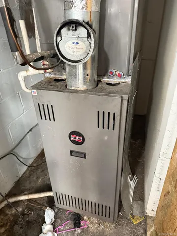 $585,000 | 359 Wellwood Drive, Shirley, NY 11967