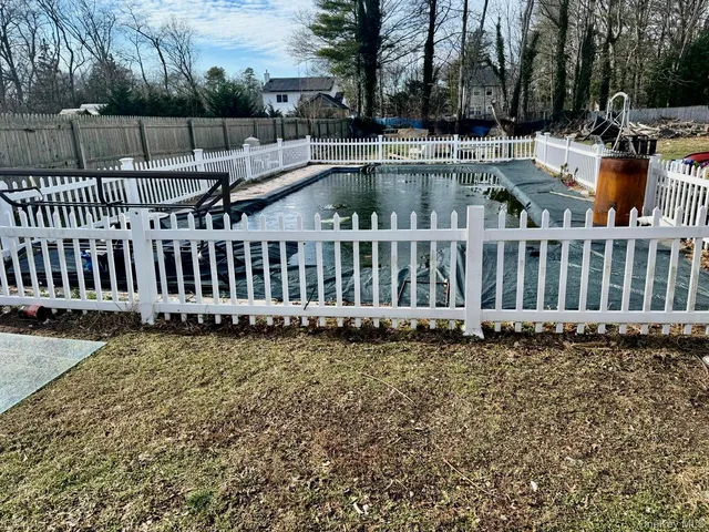 $585,000 | 359 Wellwood Drive, Shirley, NY 11967