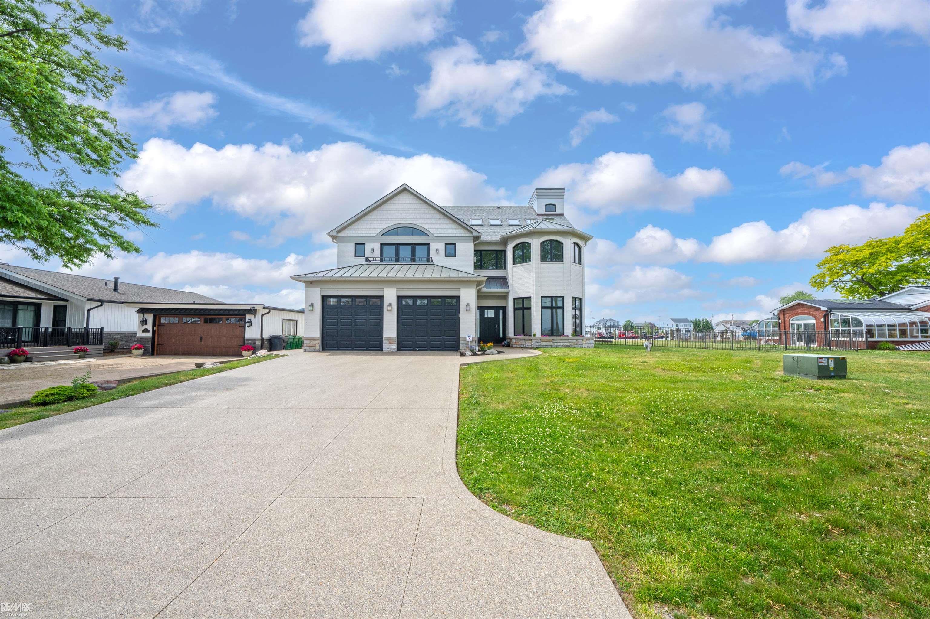 32824 North River Road Harrison Township, MI 48045 - Photo 48 of 97