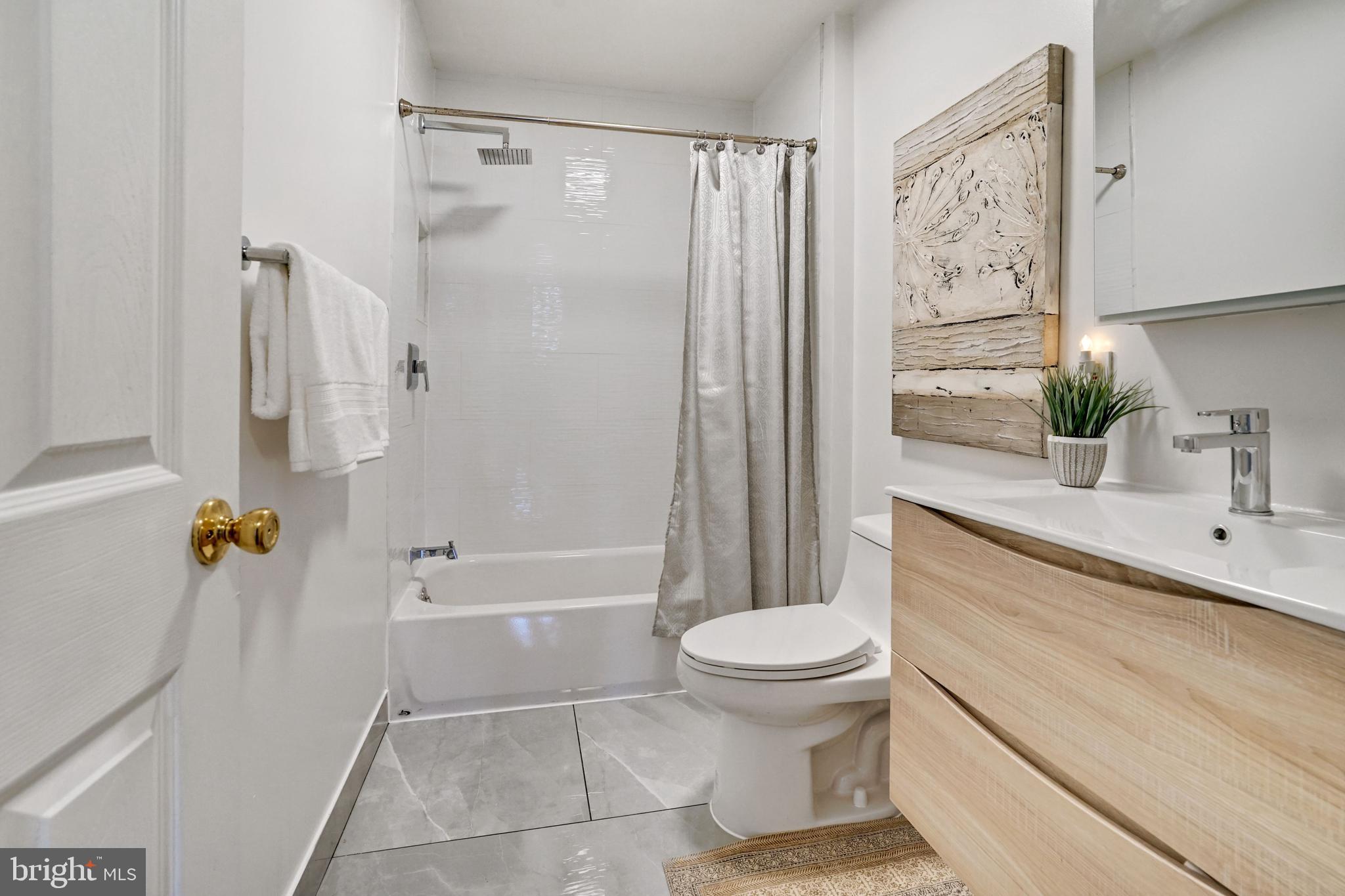 5232 5th Street Northwest Washington, DC 20011 - Photo 19 of 34