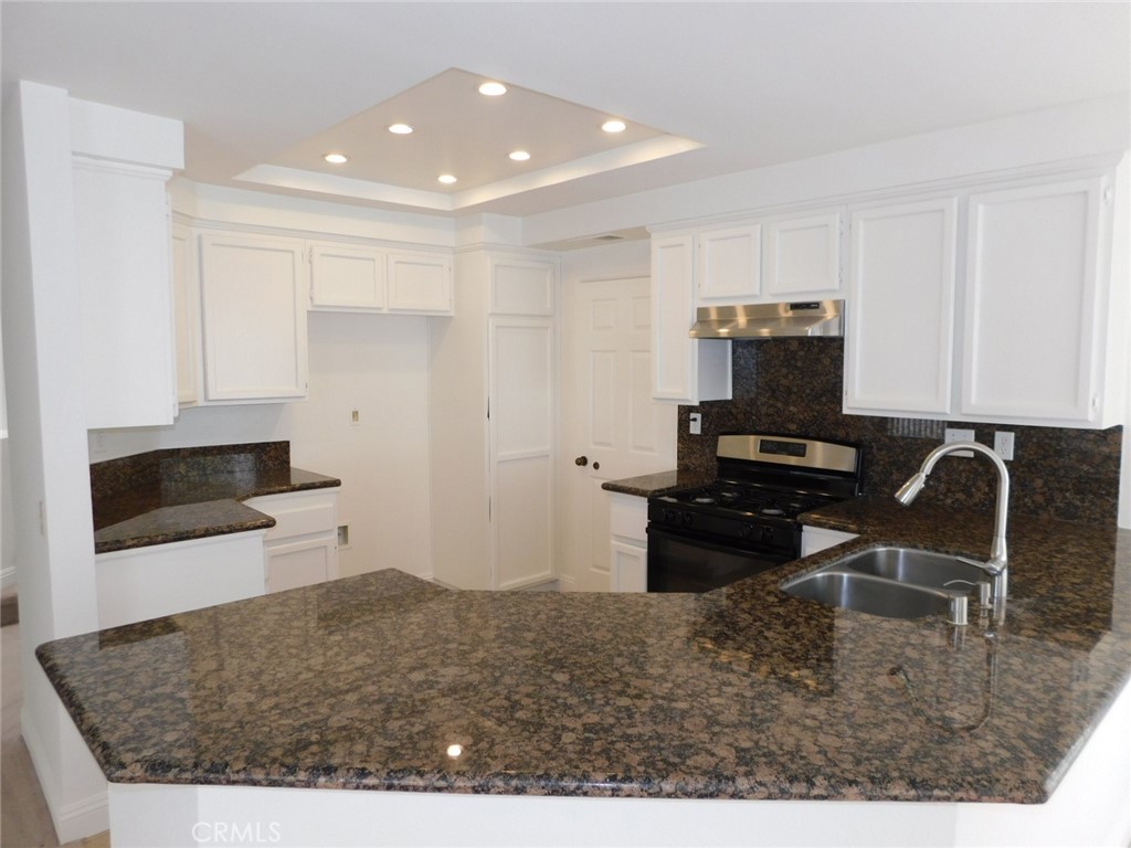 9 Corriente Irvine, CA 92614 - Photo 11 of 29