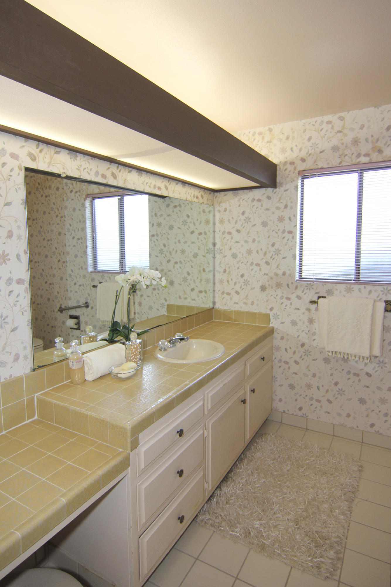 5280 Austin Road Santa Barbara, CA 93111 - Photo 13 of 31 Master Bathroom