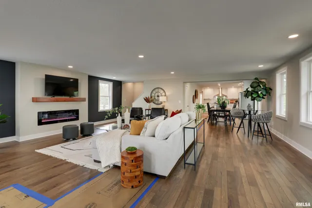 $435,000 | 1431 Hwy 104 Quincy Il 62305, Quincy, IL 62305