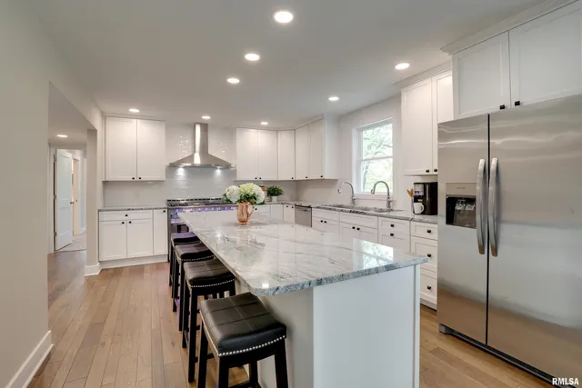 $435,000 | 1431 Hwy 104 Quincy Il 62305, Quincy, IL 62305