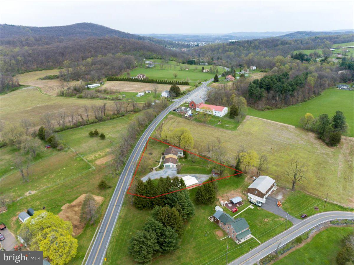 1296 Fritztown Road Reinholds, PA 17569 - Photo 10 of 60 Gallery Image 10