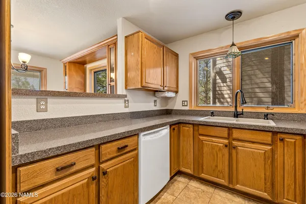 $750,000 | 4425 East Savannah Circle, Flagstaff, AZ 86004