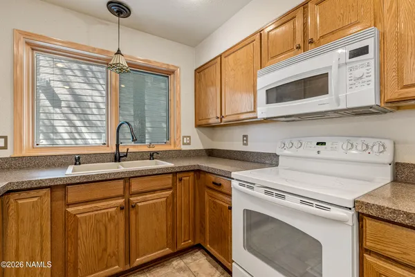 $750,000 | 4425 East Savannah Circle, Flagstaff, AZ 86004