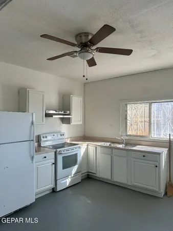 $229,900 | 8068 North Desert Boulevard, Anthony, TX 79821