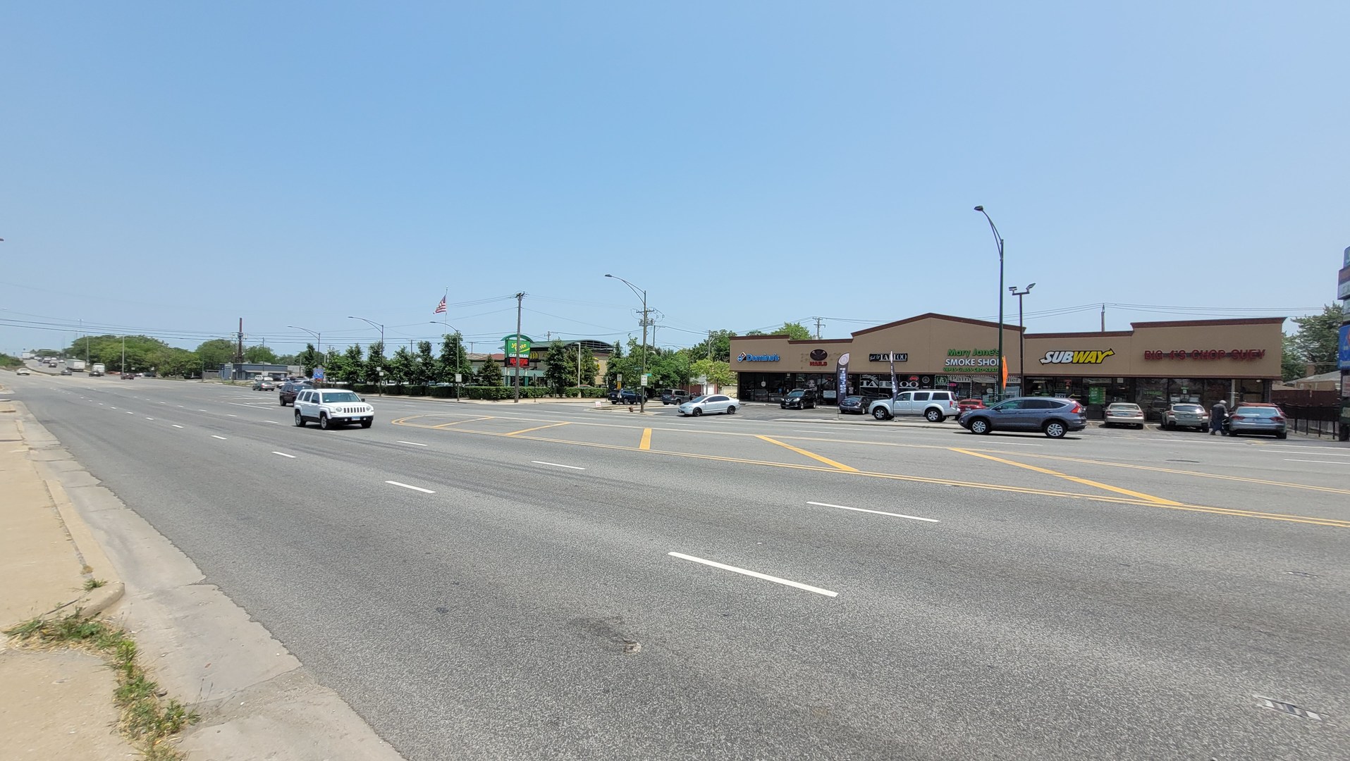 5416 South Harlem Avenue Summit, IL 60501 - Photo 6 of 8 a car parked on the side of the road